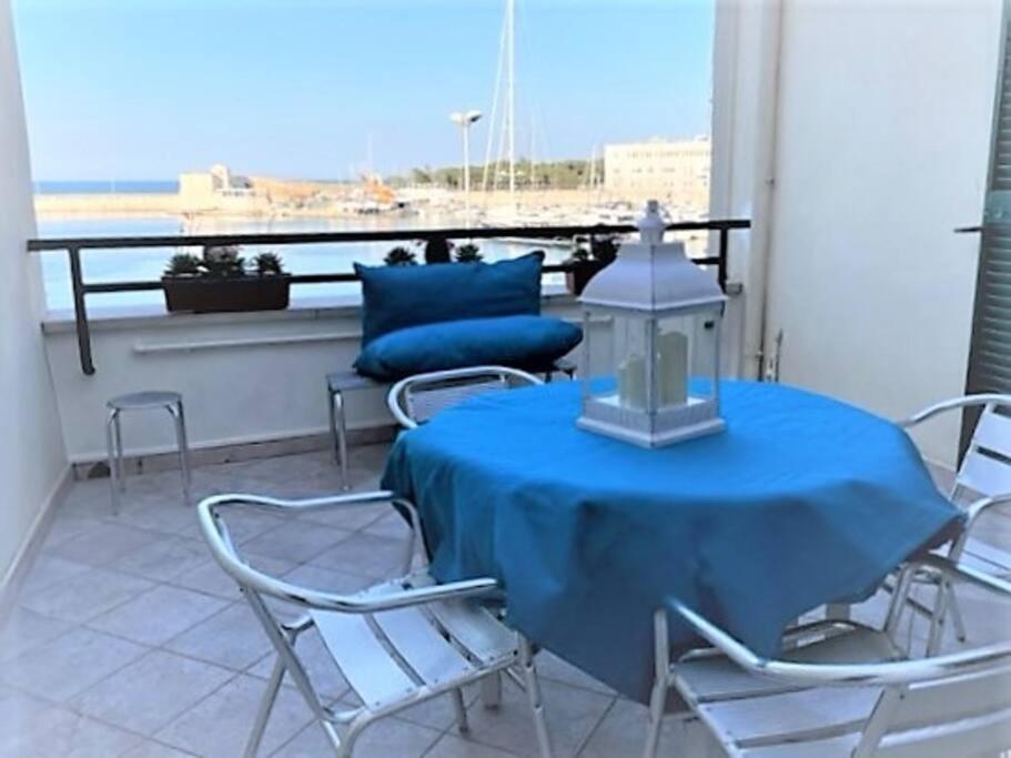 Emozioni Dal Porto Apartment Trani Ngoại thất bức ảnh