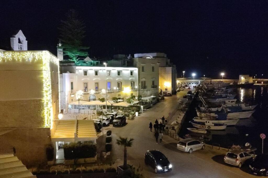 Emozioni Dal Porto Apartment Trani Ngoại thất bức ảnh